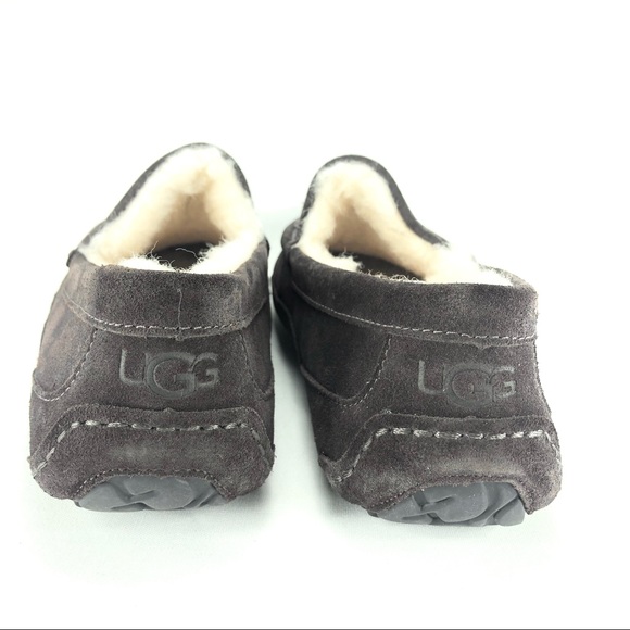 Like New Ascot Slippers - Picture 10 of 14